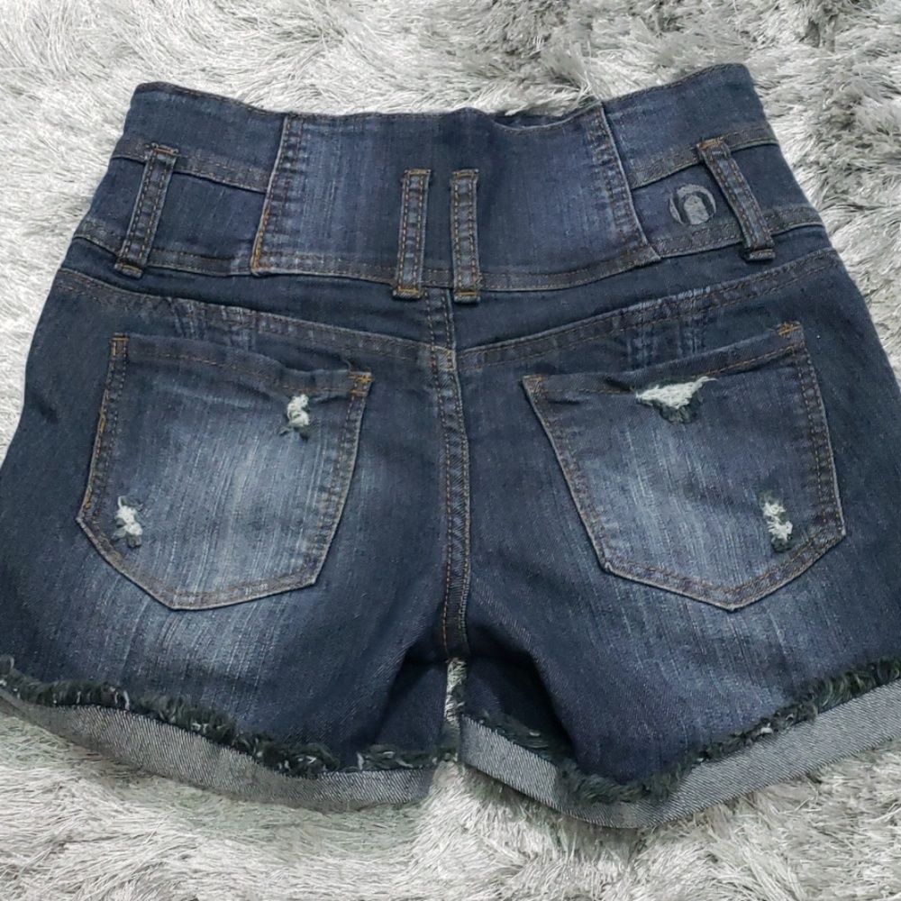 Short jeans - Picture 2 of 4